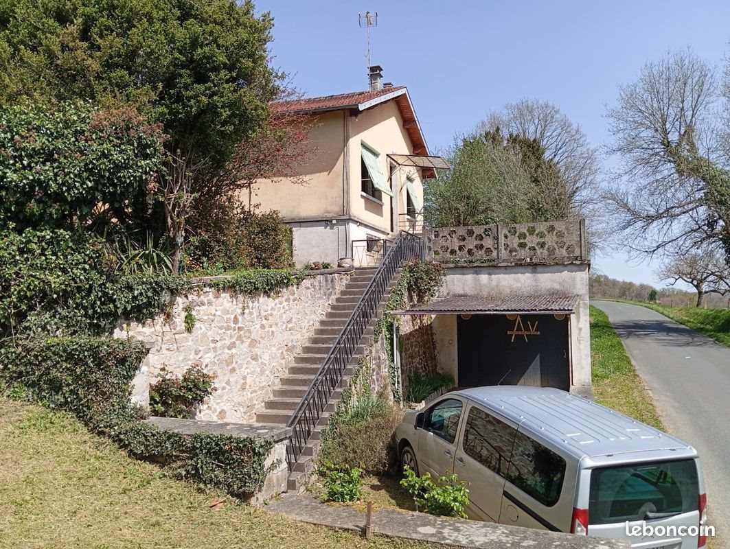 Maison à vendre, 89m², Nontron