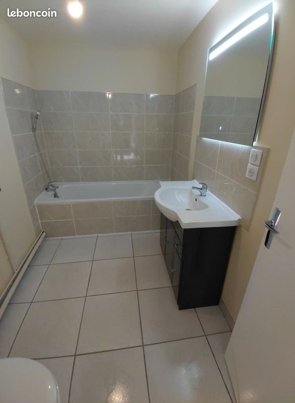 Appartement à louer, 76m², Vandières