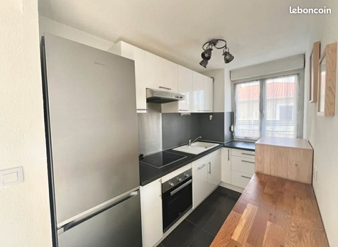 Appartement à vendre, 55m², Décines-Charpieu