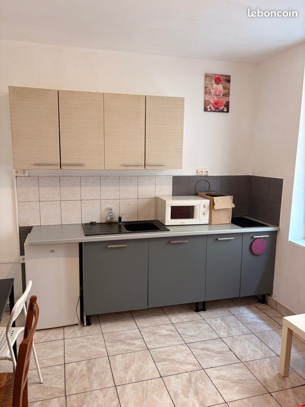 Appartement à louer, 20m², Pont-Saint-Esprit