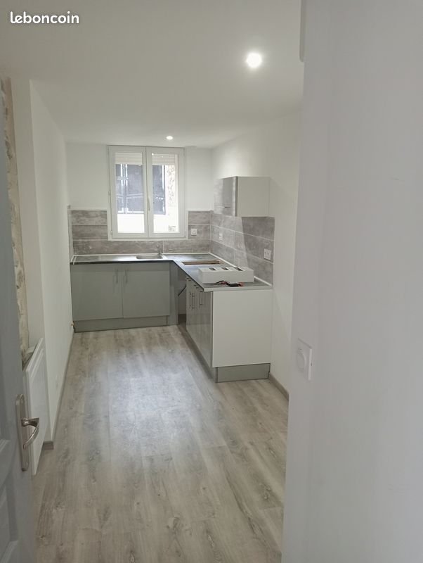 Appartement à louer, 40m², Alès