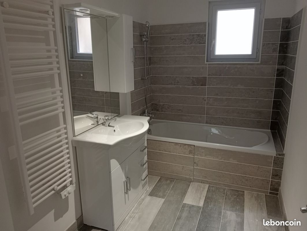 Appartement à louer, 40m², Alès