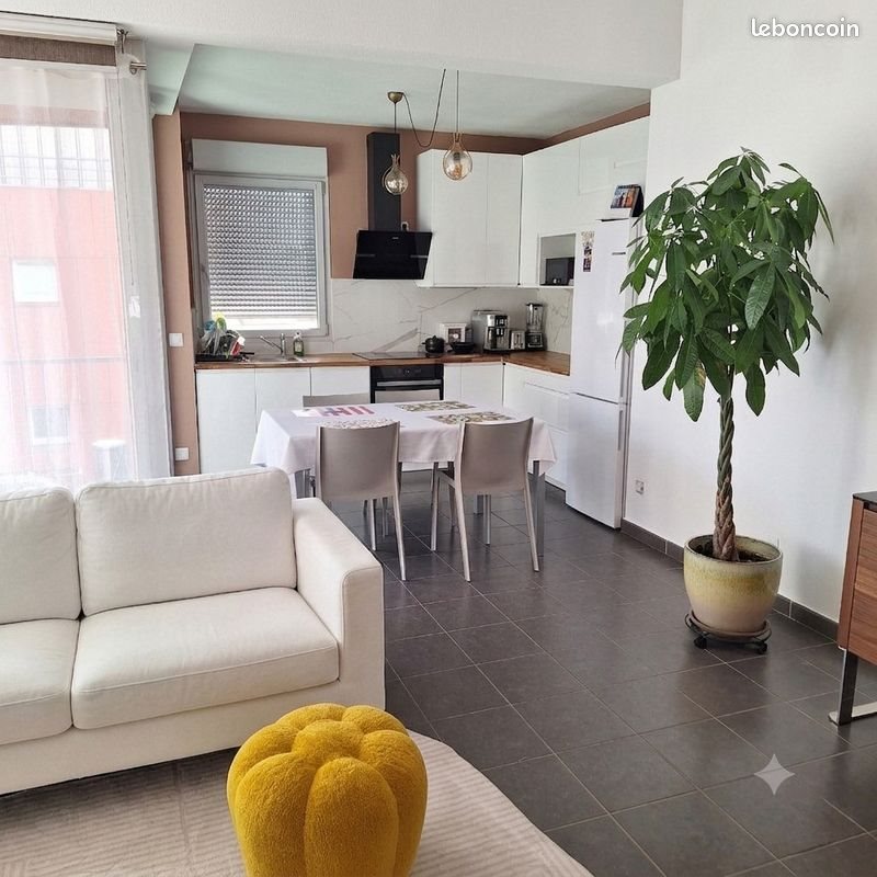 Appartement à louer, 70m², Grenoble