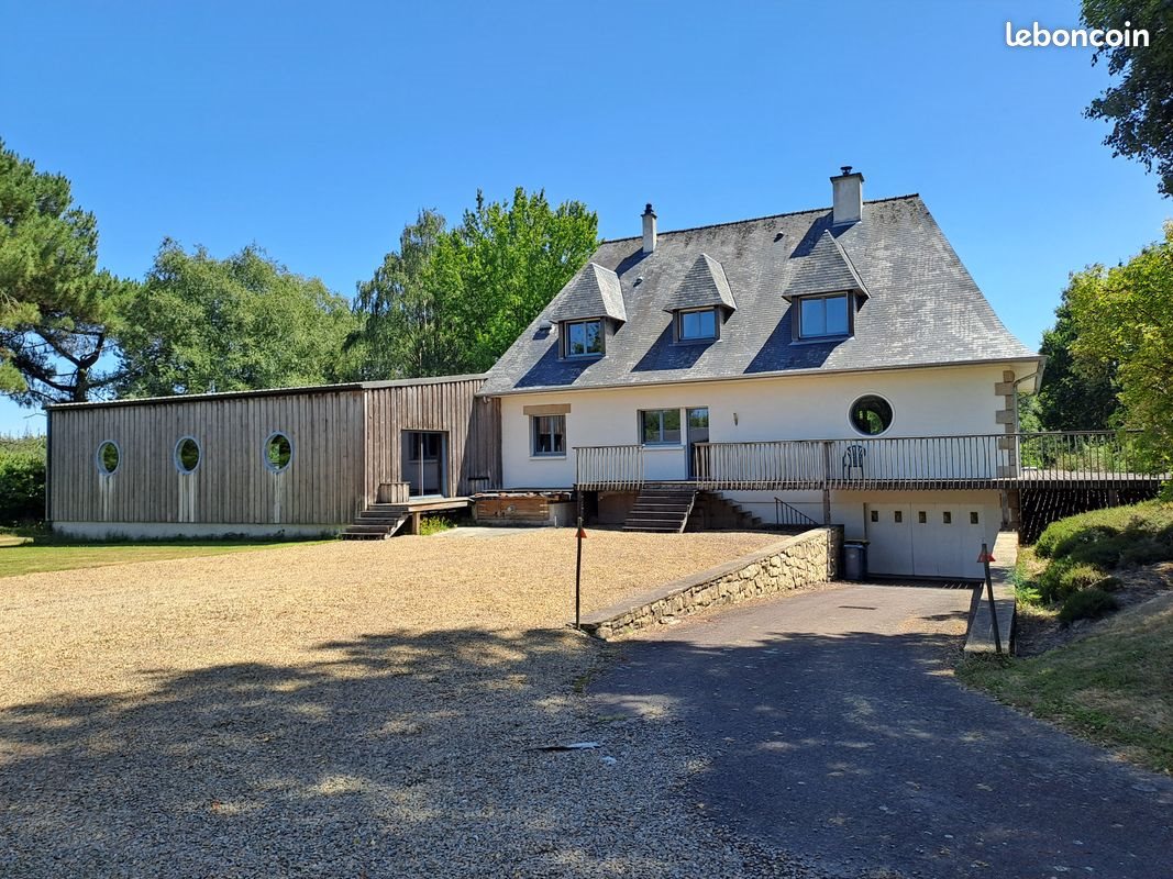 Maison à vendre, 221m², Andouillé-Neuville