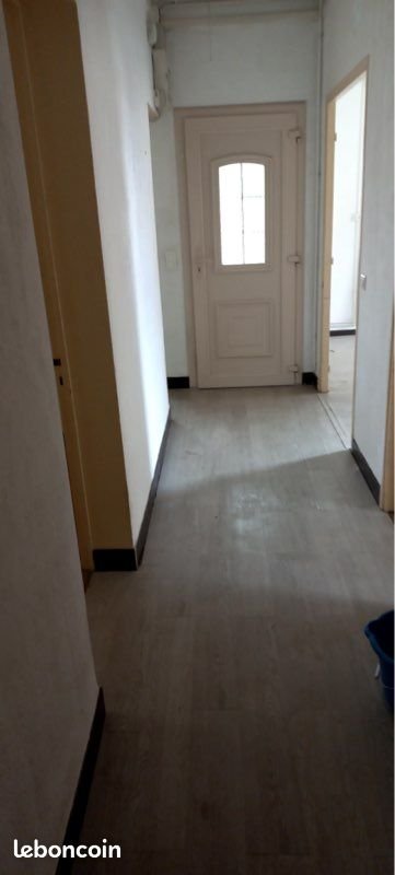 Appartement à louer, 60m², Oraison