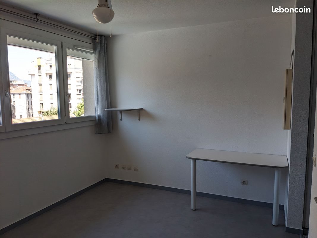 Appartement à louer, 19m², Grenoble