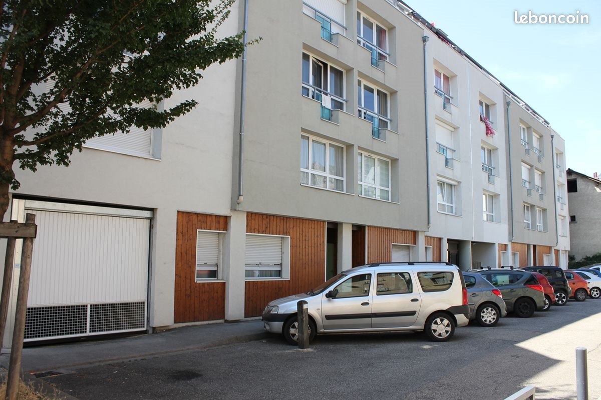 Appartement à louer, 19m², Grenoble