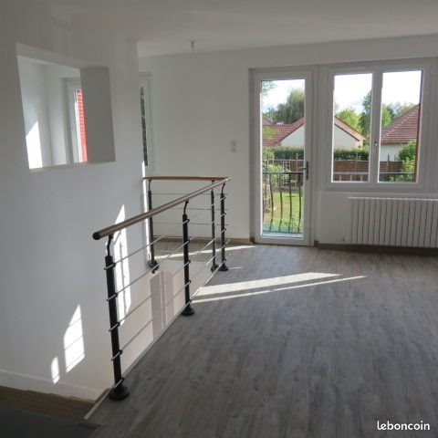 Maison à louer, 95m², Objat