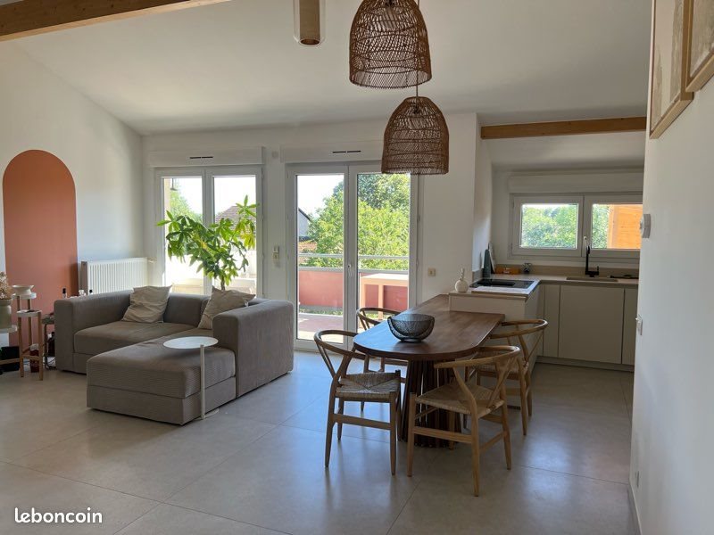 Appartement à louer, 73m², Sergy