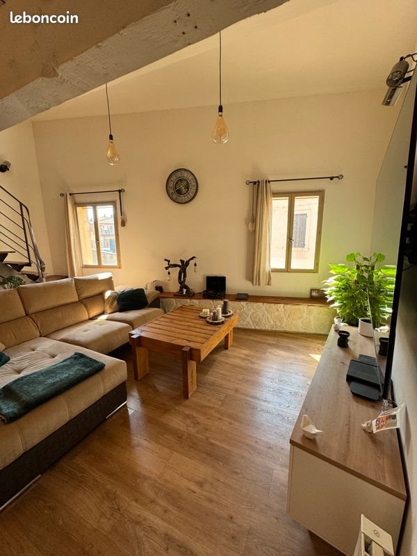 Maison à louer, 74m², Cadenet