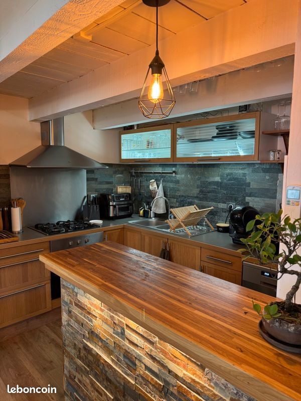 Maison à louer, 74m², Cadenet