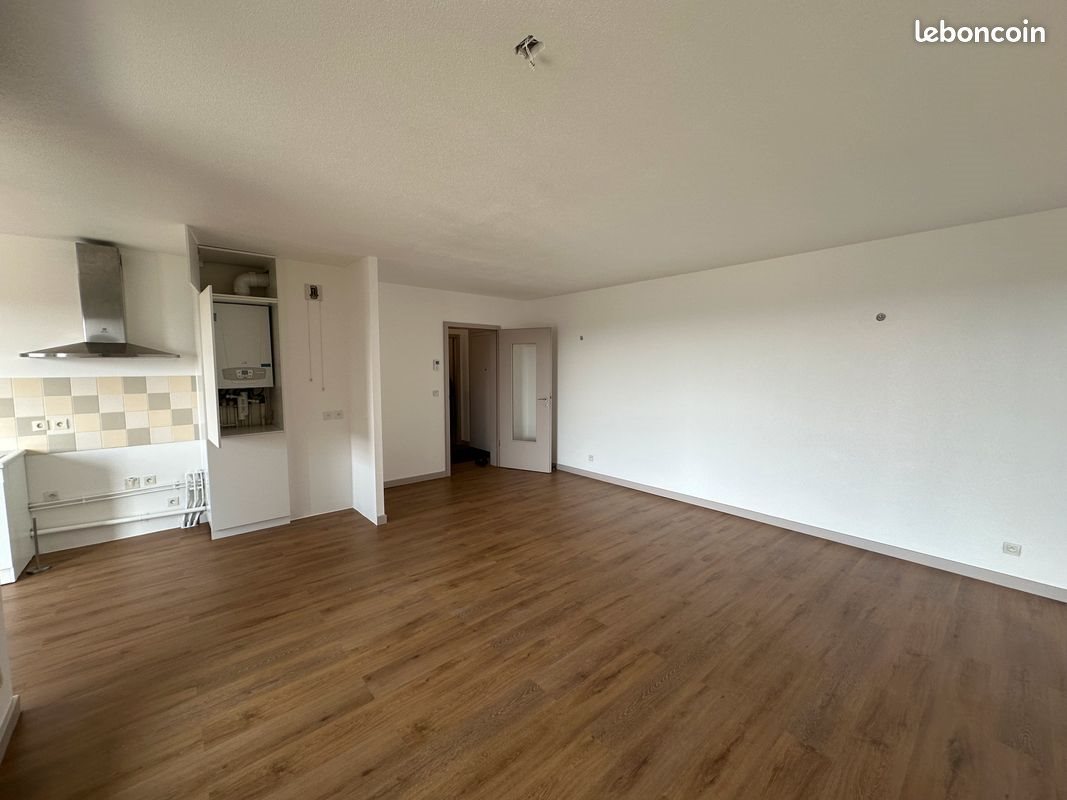 Appartement à louer, 68m², Mey