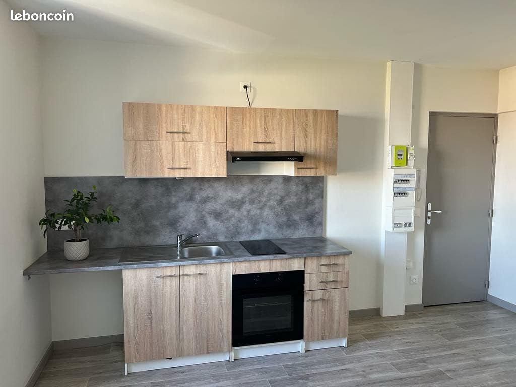 Appartement à louer, 25m², Riorges