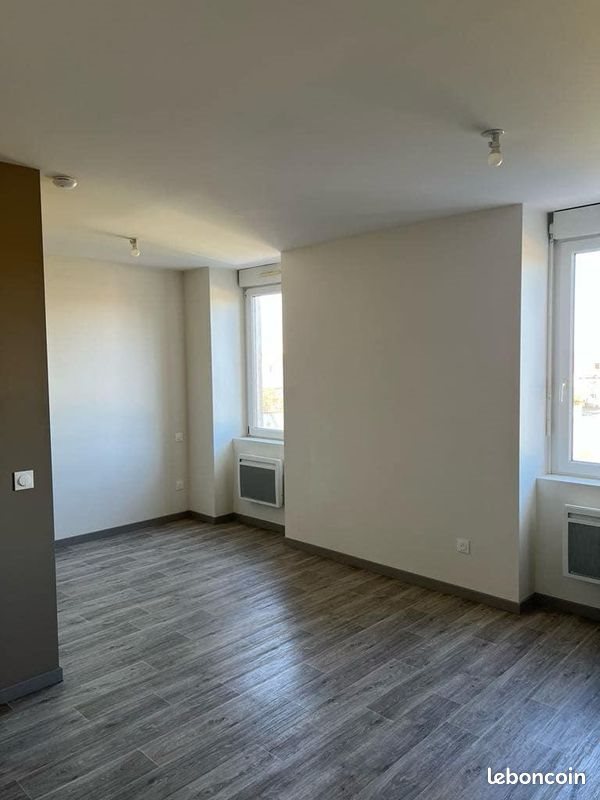 Appartement à louer, 25m², Riorges
