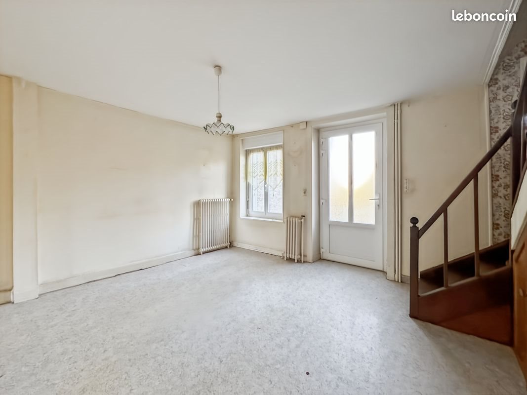 Maison à louer, 101m², Châtillon-en-Bazois