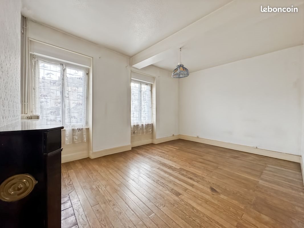 Maison à louer, 101m², Châtillon-en-Bazois