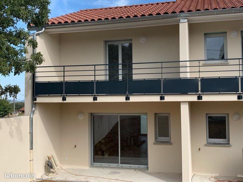 Appartement à louer, 65m², Roche