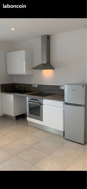 Appartement à louer, 65m², Roche