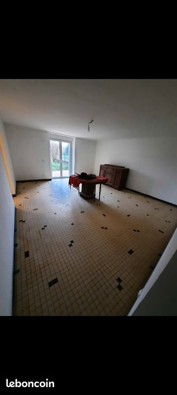 Maison à louer, 90m², Noidans-le-Ferroux