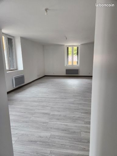 Appartement à louer, 67m², Les Neyrolles