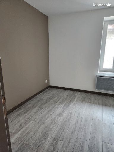Appartement à louer, 67m², Les Neyrolles