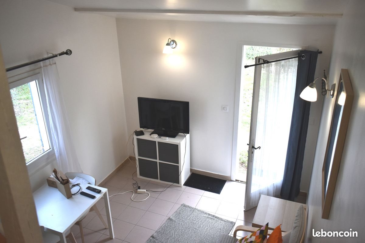 Appartement à louer, 18m², Meyrargues