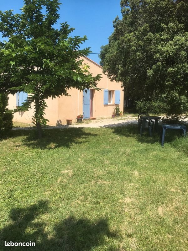 Appartement à louer, 18m², Meyrargues