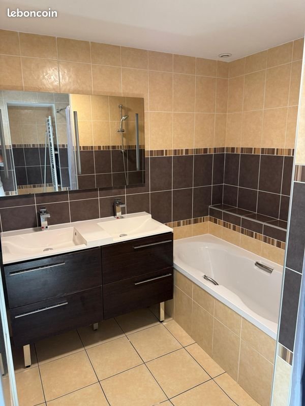 Appartement à louer, 60m², Rillieux-la-Pape