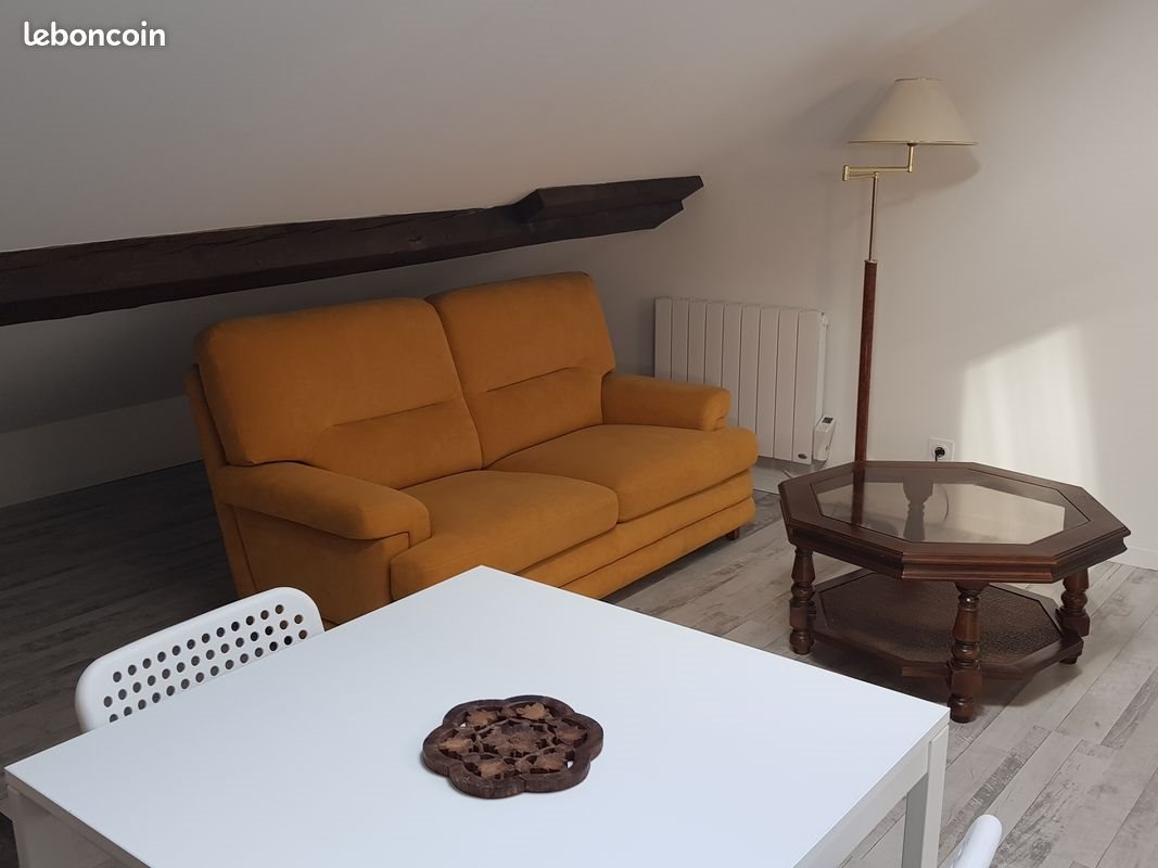 Appartement à louer, 38m², Sathonay-Camp
