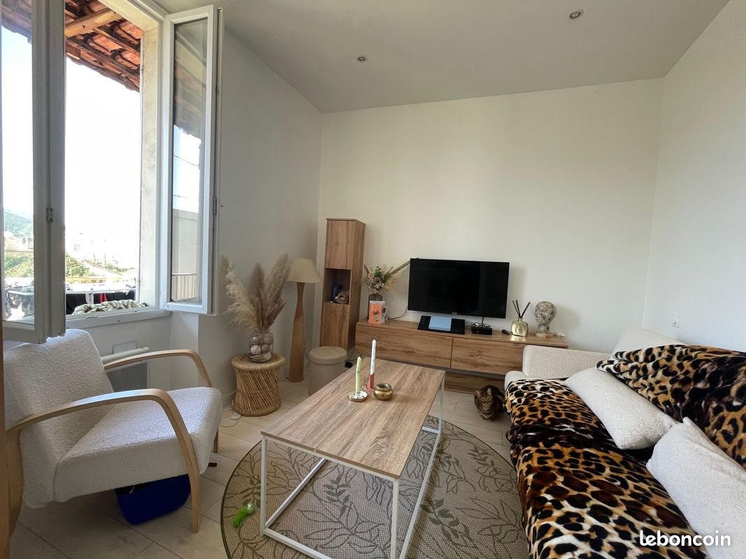 Appartement à louer, 25m², Marseille 11ème