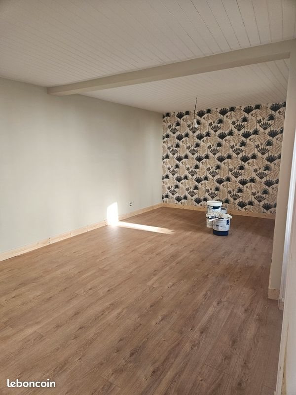 Maison à louer, 67m², Augignac