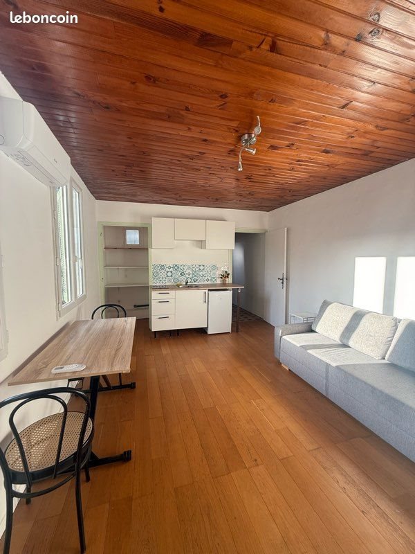 Appartement à louer, 25m², Nîmes