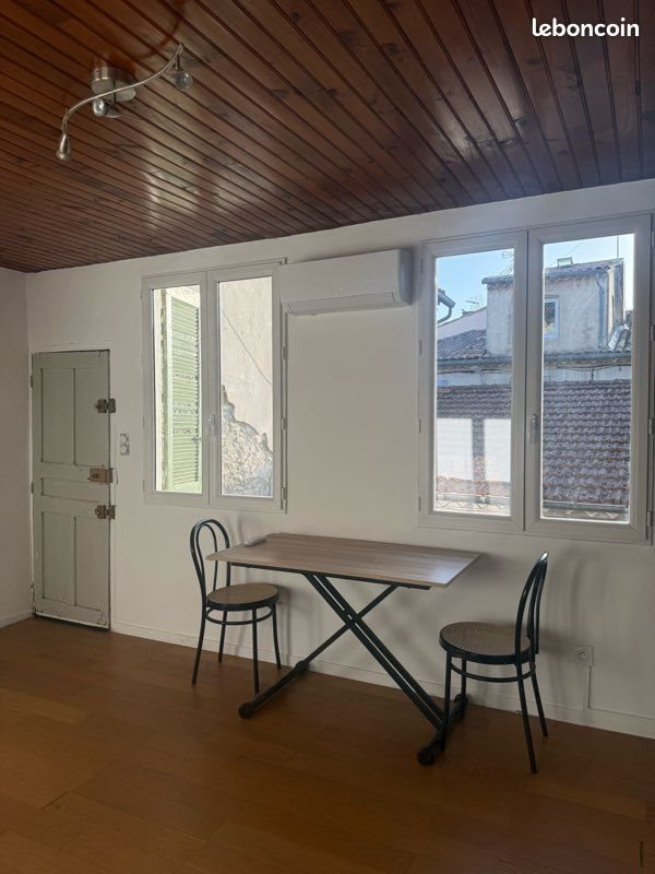 Appartement à louer, 25m², Nîmes