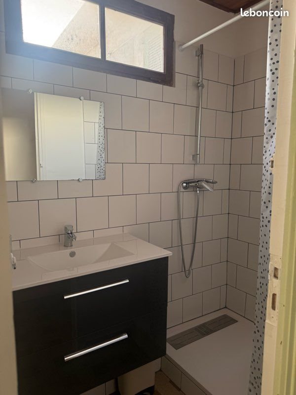 Appartement à louer, 25m², Nîmes