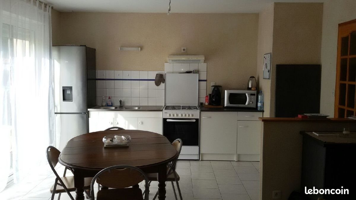 Maison à louer, 64m², Baugé