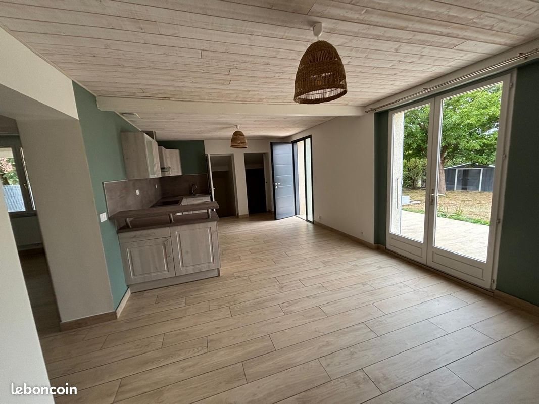 Maison à louer, 80m², Longages