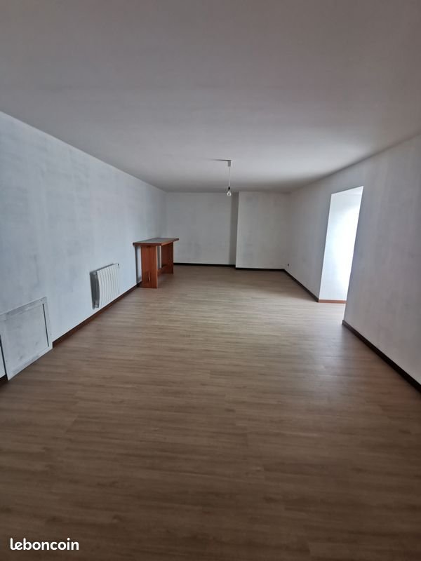 Maison à louer, 146m², Conty