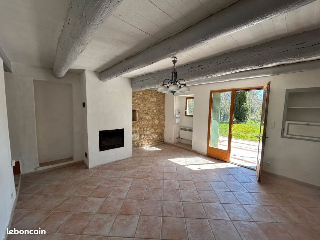 Maison à louer, 55m², Visan