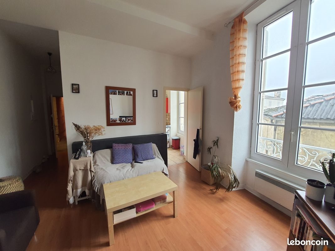 Appartement à louer, 30m², Niort