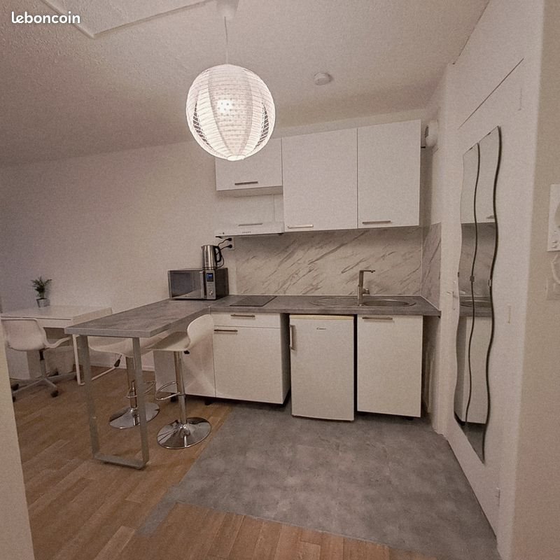 Appartement à louer, 28m², Pessac