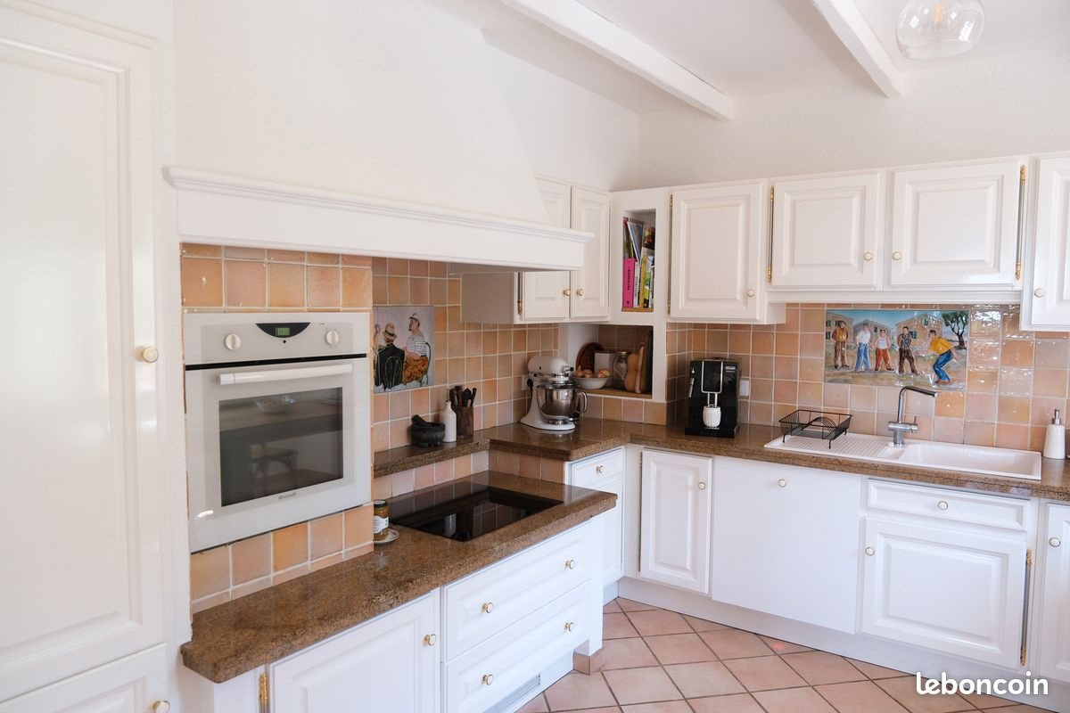 Maison à vendre, 162m², Robion
