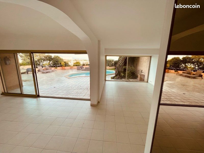 Maison à louer, 130m², Antibes