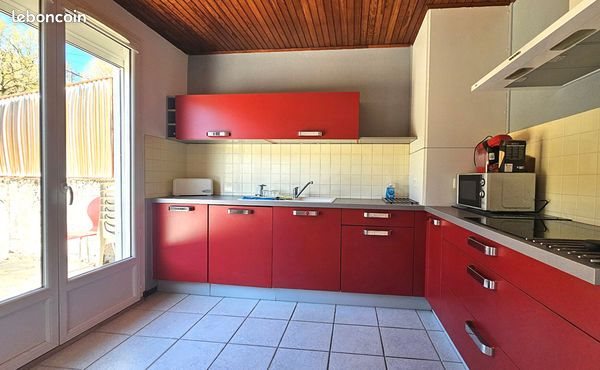 Maison à louer, 79m², Belley