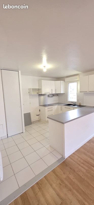 Appartement à louer, 76m², Lille