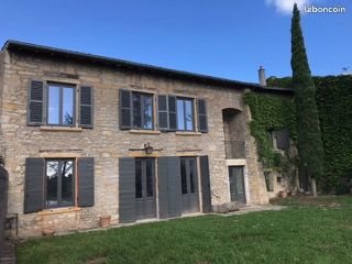 Maison à louer, 213m², Saint-Cyr-au-Mont-d'Or