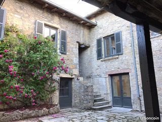 Maison à louer, 213m², Saint-Cyr-au-Mont-d'Or