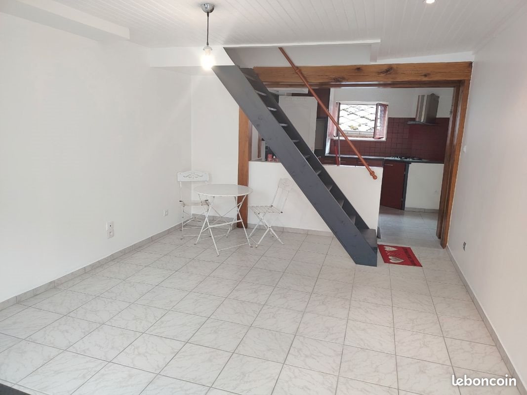 Maison à louer, 56m², Fumay