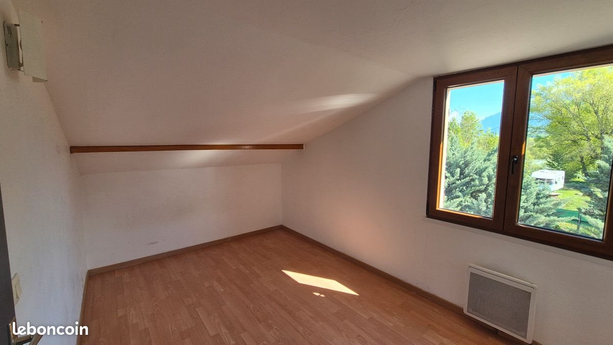 Appartement à louer, 30m², Embrun