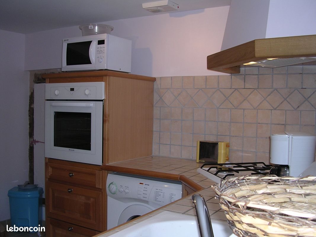 Maison à louer, 70m², Saint-Bauzile
