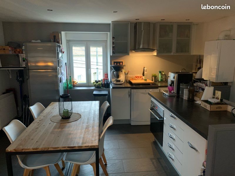 Appartement à louer, 68m², Ruy